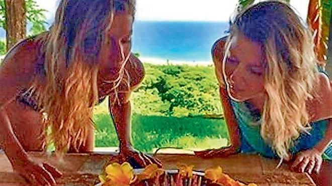 Bündchen y su gemela, 34 velas