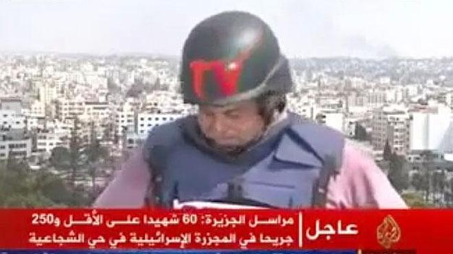 Un periodista de Al Jazeera rompe a llorar en directo en Gaza