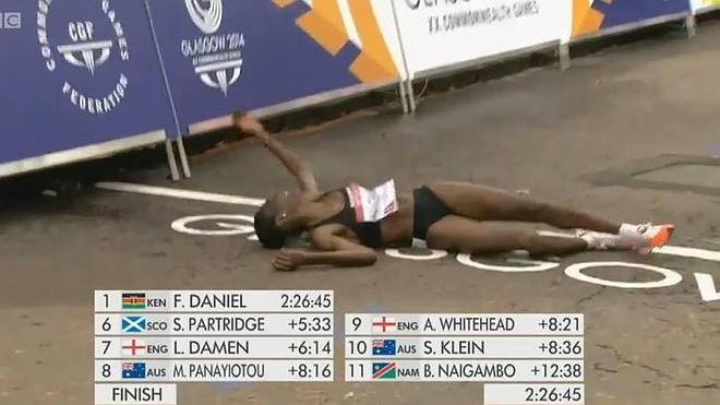 Dramática llegada de una atleta namibia