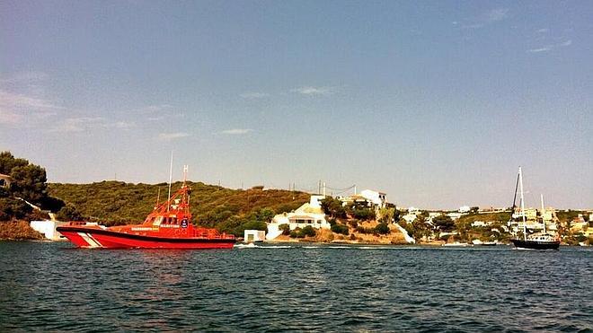 Aparece el cuerpo sin vida de una mujer vasca en aguas de Menorca