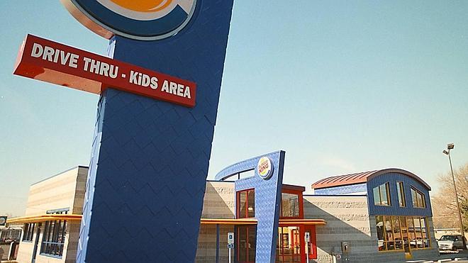 Burger King ya regala hasta móviles