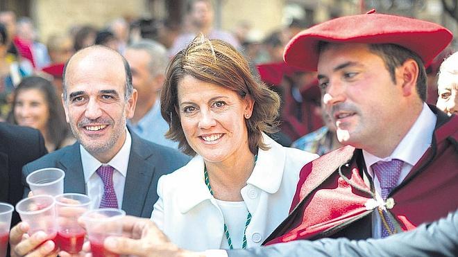 Barcina toca la tecla vasca para conservar Navarra