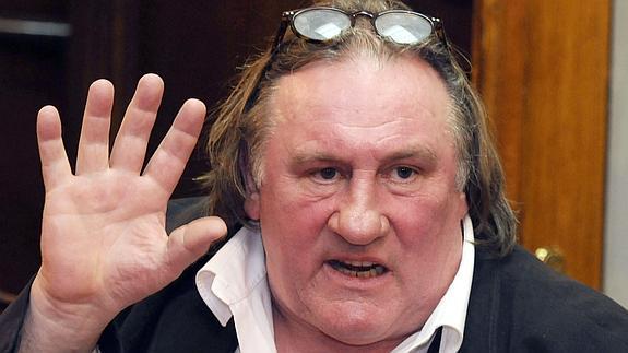 Gerard Depardieu ejerció la prostitución y fue ladrón de tumbas