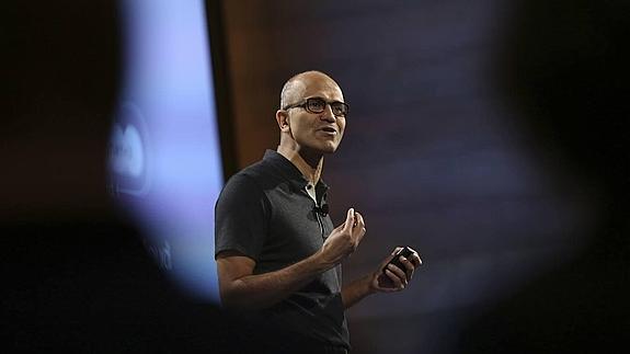 El consejero de Microsoft pide perdón por instar a las mujeres a que no pidan un aumento
