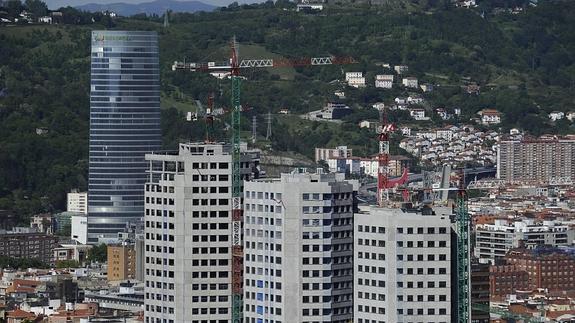 Los constructores de Bizkaia afirman que la crisis amenaza la "supervivencia" del sector