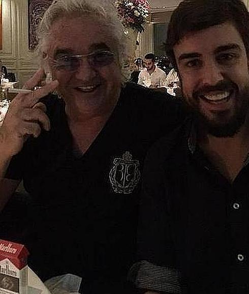 Una foto de Flavio Briatore y Fernando Alonso levanta ampollas en Ferrari