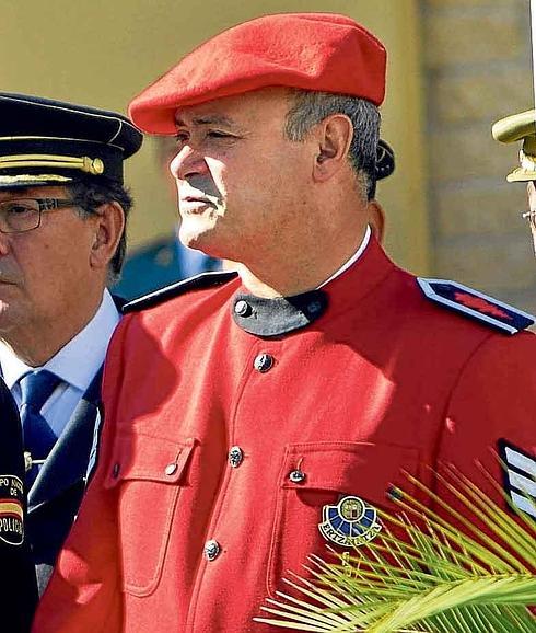Un juez ordena al Gobierno vasco que respete la plaza del jefe de la Ertzaintza con el PSE