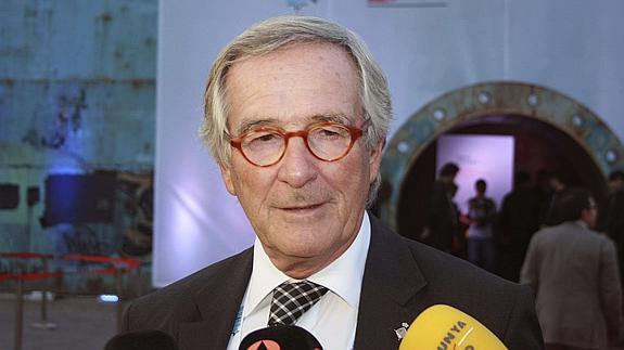 La Fiscalía archiva la investigación sobre la supuesta cuenta del alcalde de Barcelona en Suiza