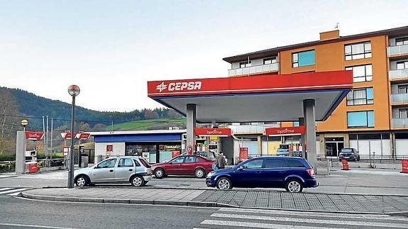 Exigen la reversión de los terrenos de la gasolinera en Elorrio