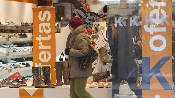 El comercio minorista opta en su mayoría por no abrir este domingo