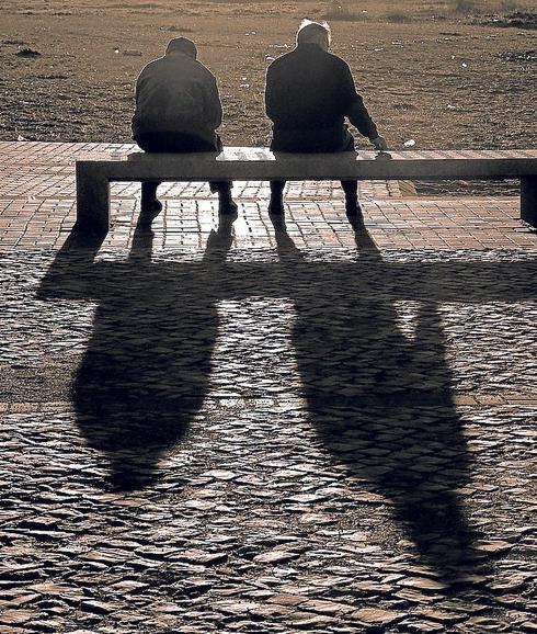 El gasto social crece en Euskadi con la crisis, pero impulsado por las pensiones y el paro