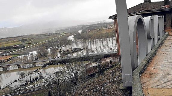 El Ebro vuelve a inquietar en La Rioja