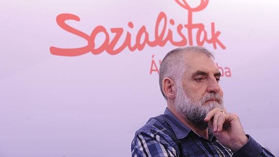 La afiliación socialista de Vitoria respalda la candidatura de Peio López de Munain