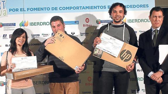 Jóvenes que marcan el camino hacia el emprendimiento