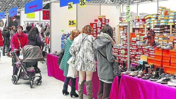 Llegan los descuentos de hasta el 80% en las rebajas del Iradier Arena