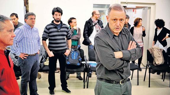 La presencia de Podemos en las elecciones forales se complica por las dudas de Madrid