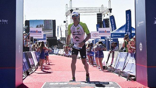 Eneko Llanos: "Me ha costado hasta subir la rampa de meta"