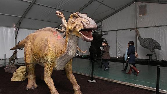 Vacaciones entre dinosaurios