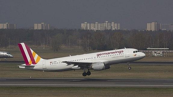 Un avión de Germanwings realiza un aterrizaje de emergencia en Stuttgart