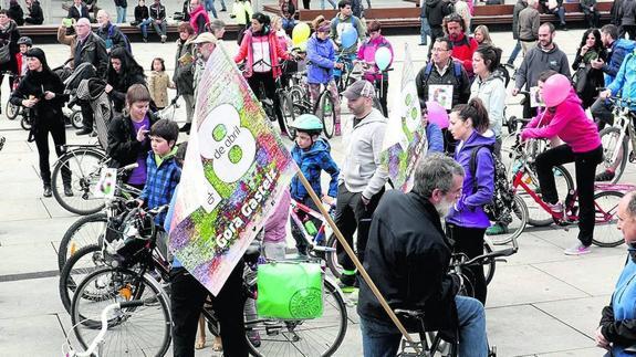 Gora Gasteiz se despide mañana con gastronomía, conciertos y una gran kalejira