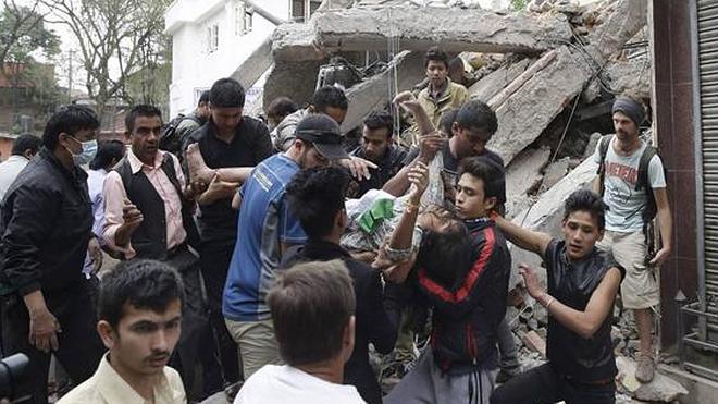 "No podemos descartar que haya vascos entre las víctimas del terremoto"