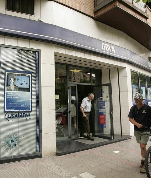 El lío del DNI: el Gobierno advierte a la banca que no es posible ampliar el plazo