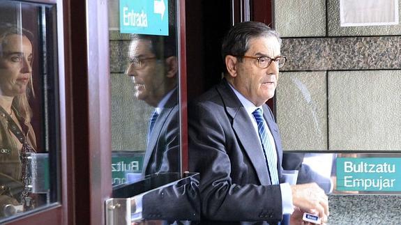 La juez del 'caso Kutxabank' trata de descender hasta el último detalle