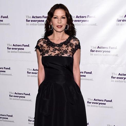 Catherine Zeta Jones se hace un Reneé Zellweger