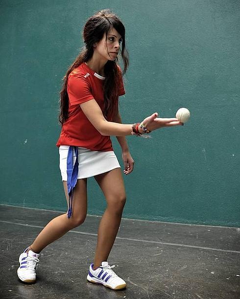 "¡Lo que he tenido que escuchar por jugar con falda!"