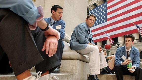 Los 10 'mandamientos' para nuevos becarios de Wall Street