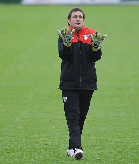 Llopis entrenará a los porteros de la cantera del Madrid