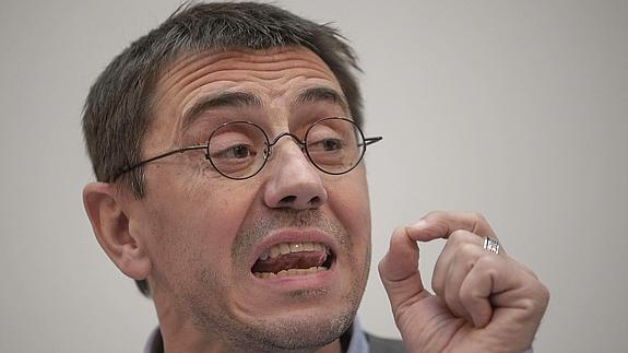 Monedero: "Fraga pudo escribir la Constitución y se condena a otros por tuitear estupideces"