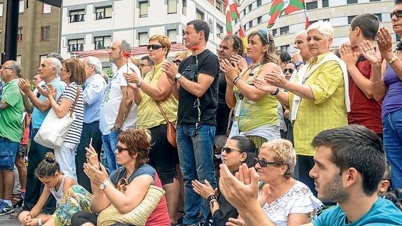 La izquierda abertzale rinde tributo a Periko Solabarria