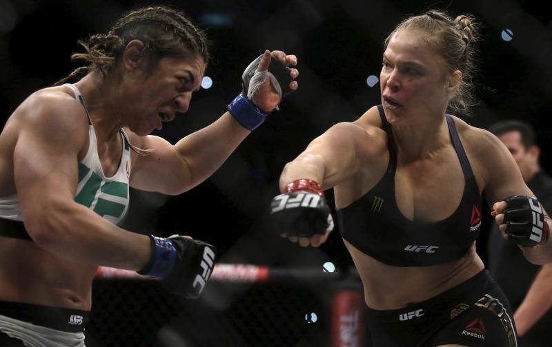 Brutal paliza de Ronda Rousey a su rival en 34 segundos