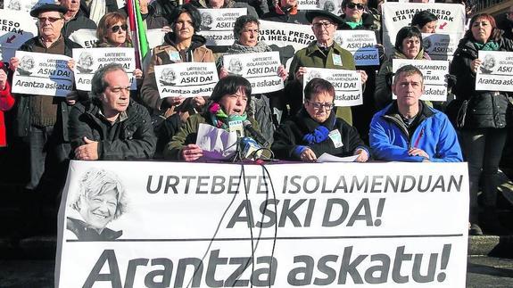 Presentan 130 denuncias por el "aislamiento" en la cárcel de la abogada Arantza Zulueta