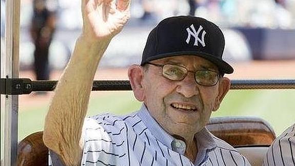 Fallece Yogi Berra, el jugador de béisbol que inspiró el nacimiento del Oso Yogui