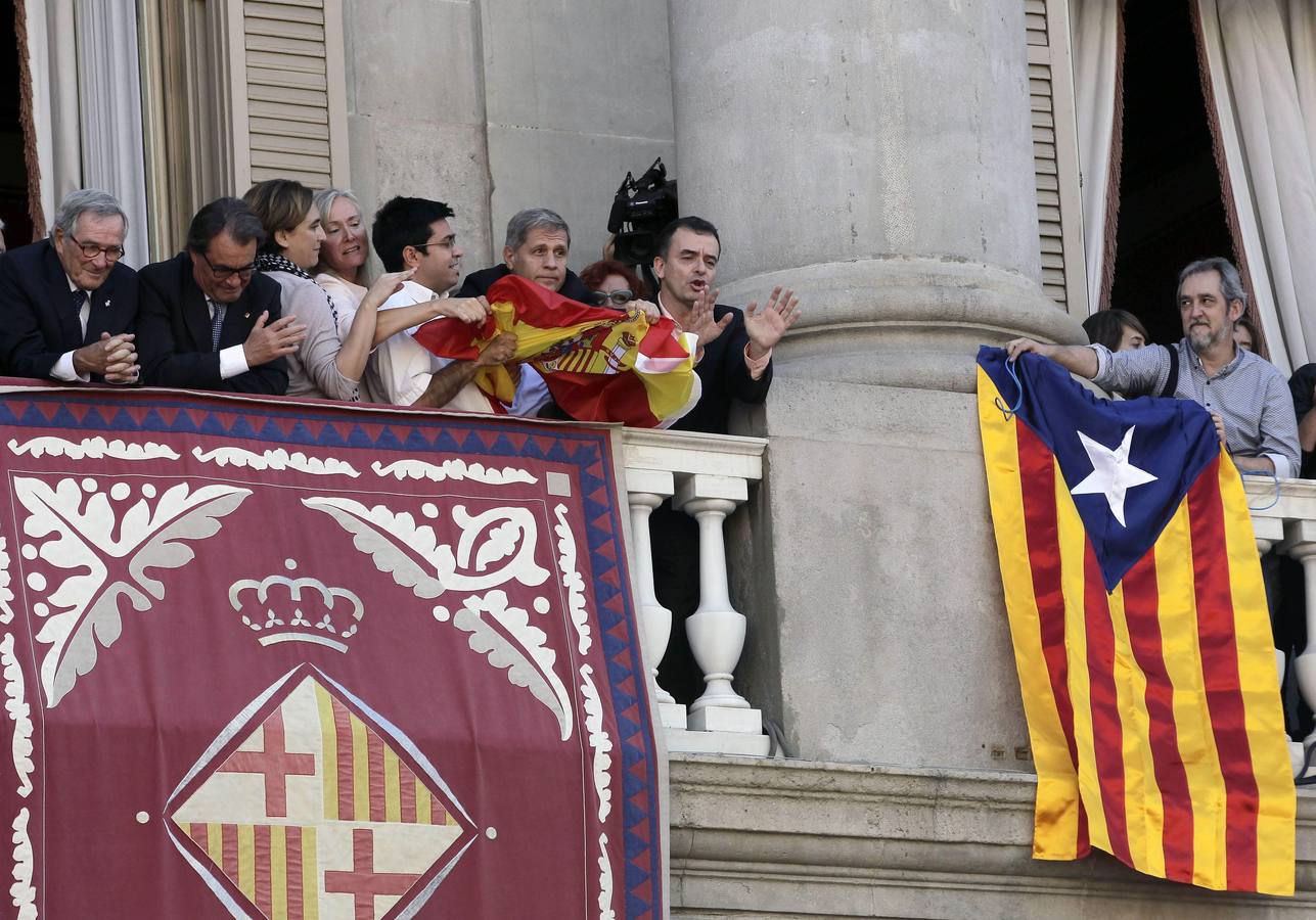 El líder de ERC en Barcelona pide perdón por colgar la 'estelada': "No estuve acertado"