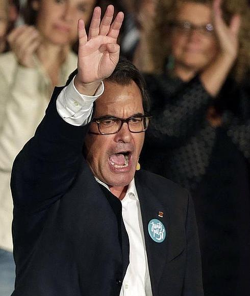 Mas: "Es un gran victoria de la democracia pese a los obstáculos"