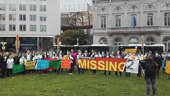 Las desapariciones de Hodei Egiluz y Borja Lázaro llegan a la Eurocámara