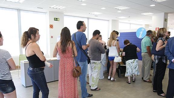 El paro bajó en Euskadi durante el verano pese a la pérdida de 3.700 puestos de trabajo