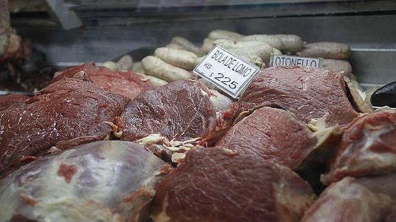 «La carne roja tiene alternativas más saludables como el pollo o el pavo»