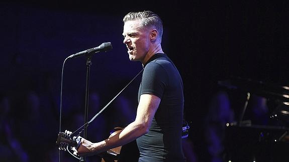 Bryan Adams actuará en el BEC el 29 de enero