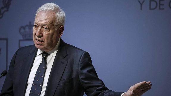 Margallo, sobre Cataluña: «Cuando hay una sublevación, se sofoca. Hay que impedir que se salten la ley»