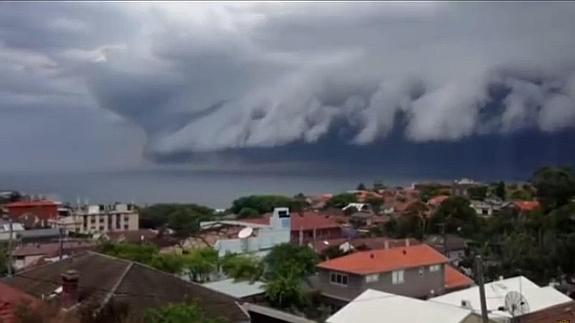 La espectacular y apocalíptica 'nube tsunami' que sorprendió a Sidney