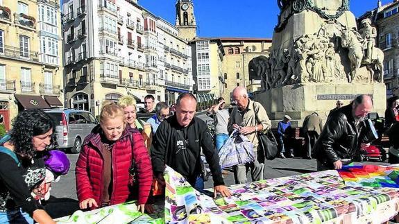 Perasovic anima a los alaveses a compartir mesa con refugiados
