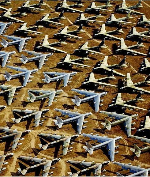 Aviones en el dique seco