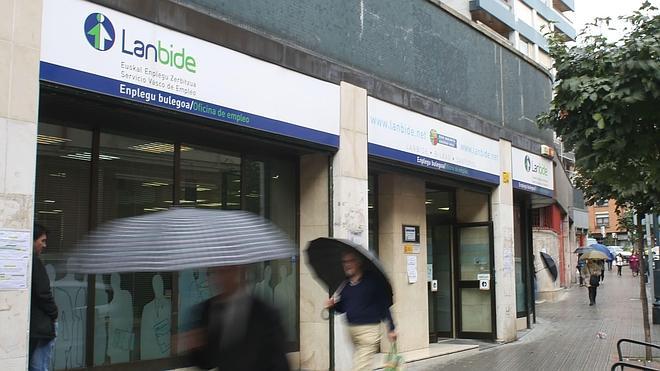 El empleo afianza su mejora en Euskadi: 2.734 parados menos y 3.576 afiliados más en noviembre