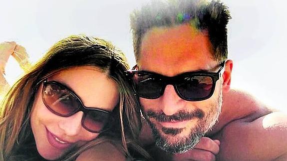 Sofía Vergara y Manganiello se gastan 5.000 euros al día en su luna de miel