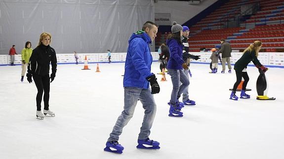 La Casillako izotz pista astelehenean irekiko da