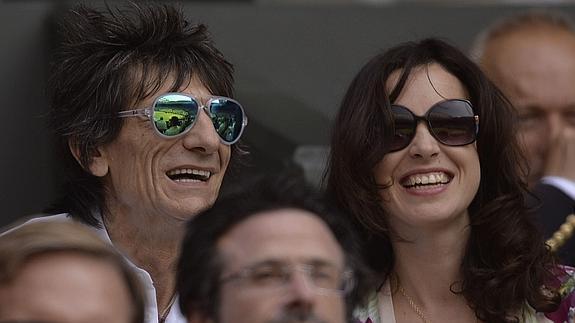 Ronnie Wood será padre a los 68 años